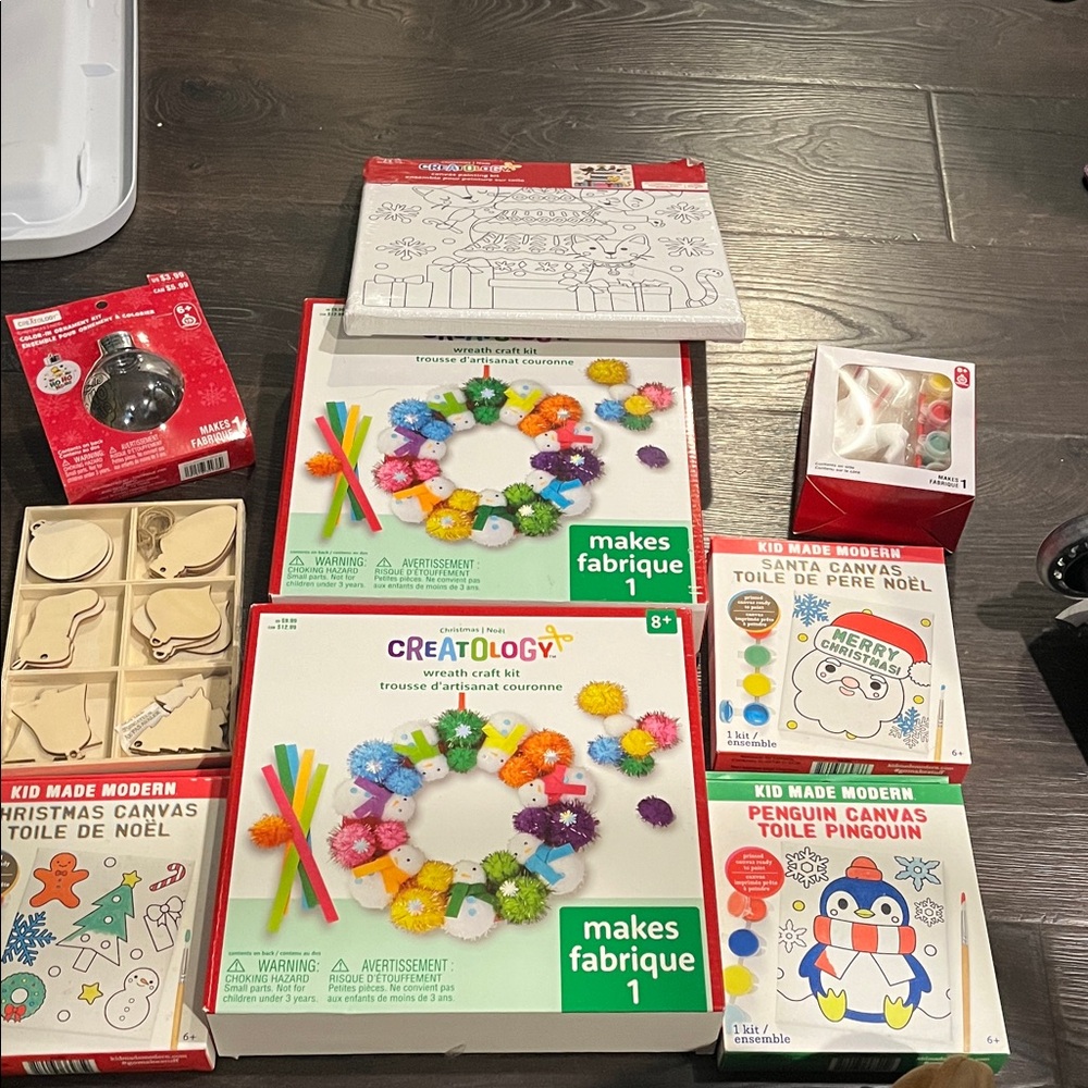 Creatology Festive Wreath Craft Kit for Kids